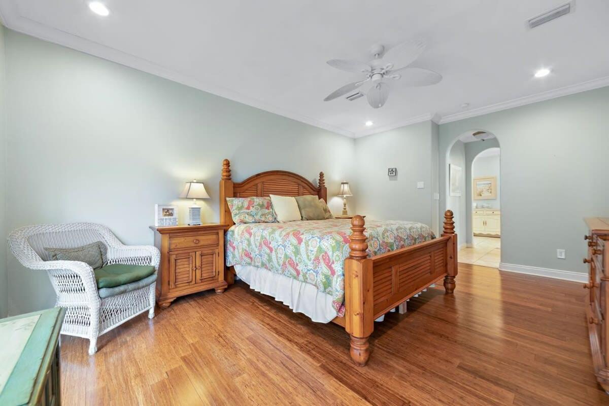 Blue Lagoon Beach House Gulf Shores Exterior photo